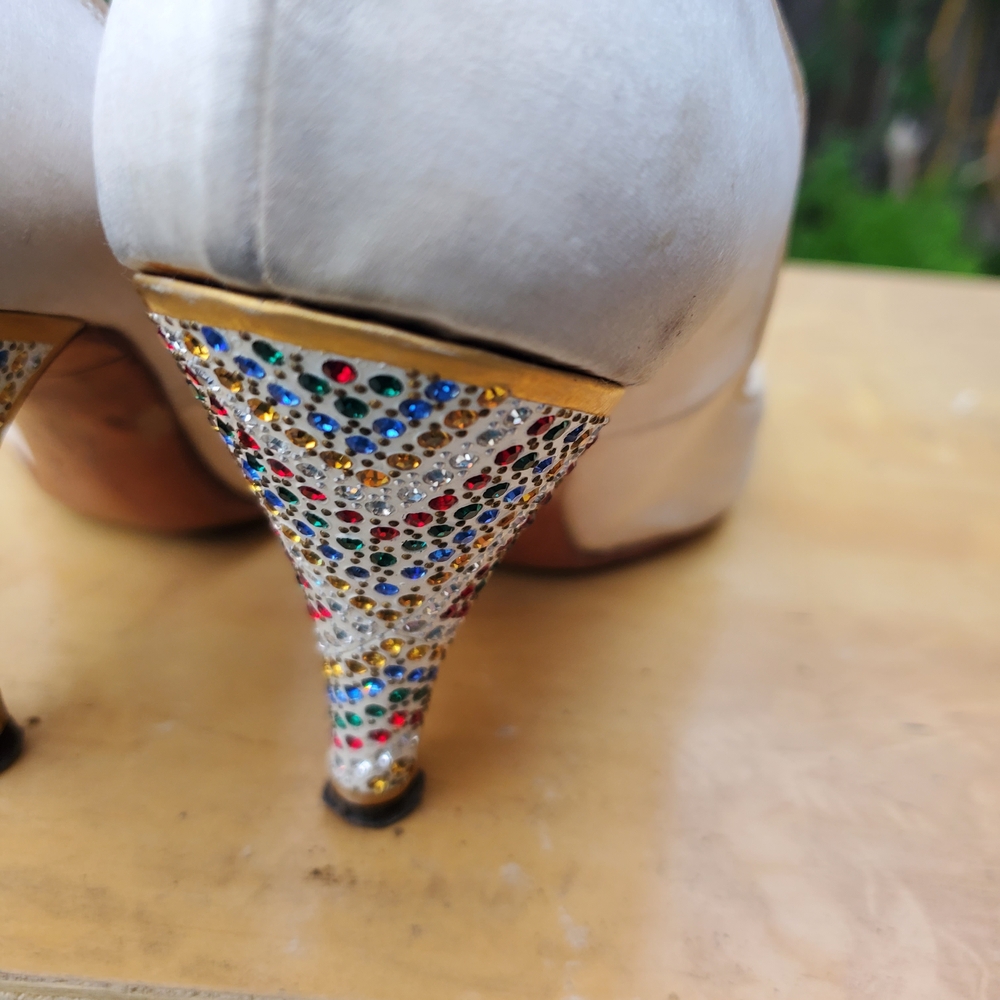 Elegant White Heels with Multicolor Rhinestones - Picture 2 of 6